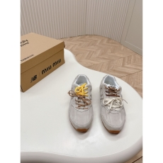 Miu Miu Casual Shoes